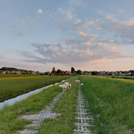 Near The Rhine - Sustainable Lodge *