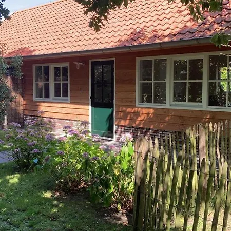 Near The Rhine - Sustainable Lodge Hazerswoude-Rijndijk