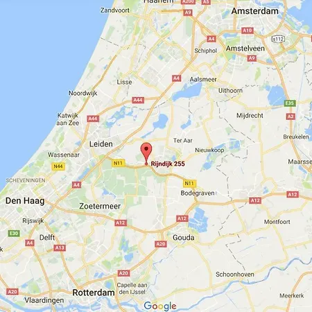 Near The Rhine - Sustainable 山林小屋