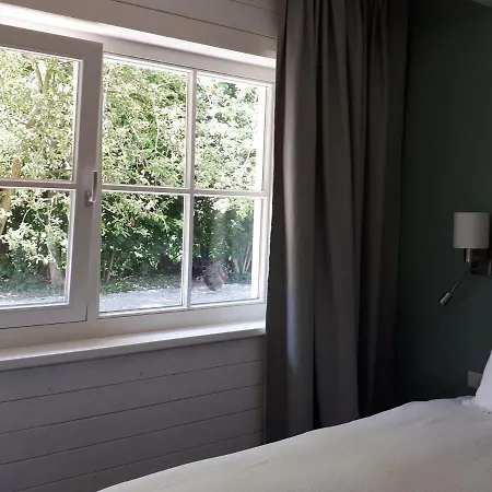 Near The Rhine - Sustainable 山林小屋