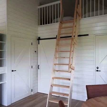 Near The Rhine - Sustainable 山林小屋