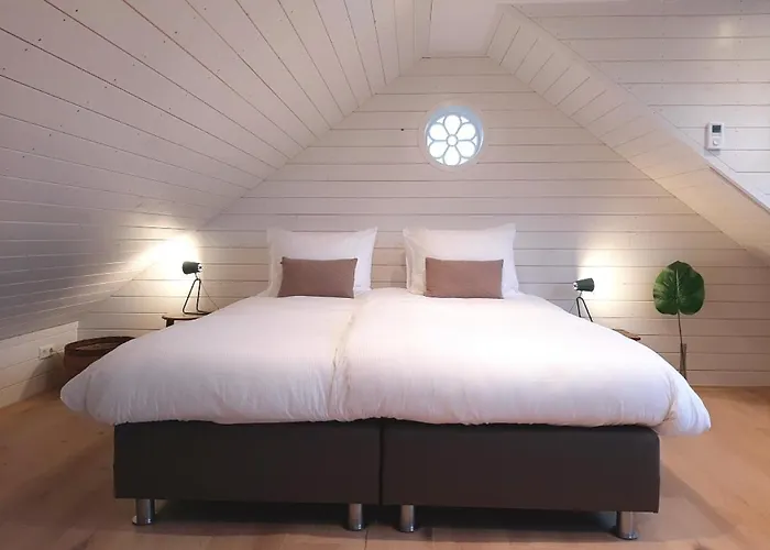 אכסניה Near The Rhine - Sustainable