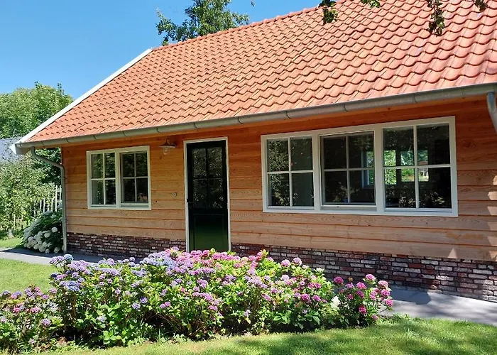 Near The Rhine - Sustainable Gerendaház *