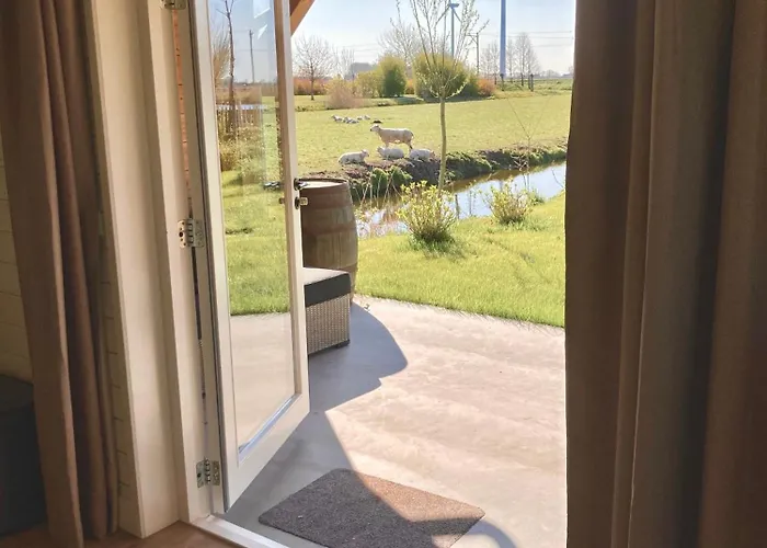 אכסניה Near The Rhine - Sustainable *