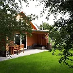 Near The Rhine - Sustainable Chata